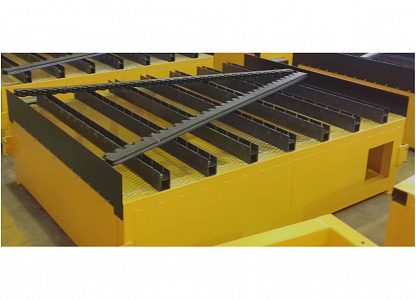 TABLE WITH CONTROLLED SECTIONAL AIR EXTRACTION SYSTEM (OPERATIONAL AREA 1500X6000 MM)